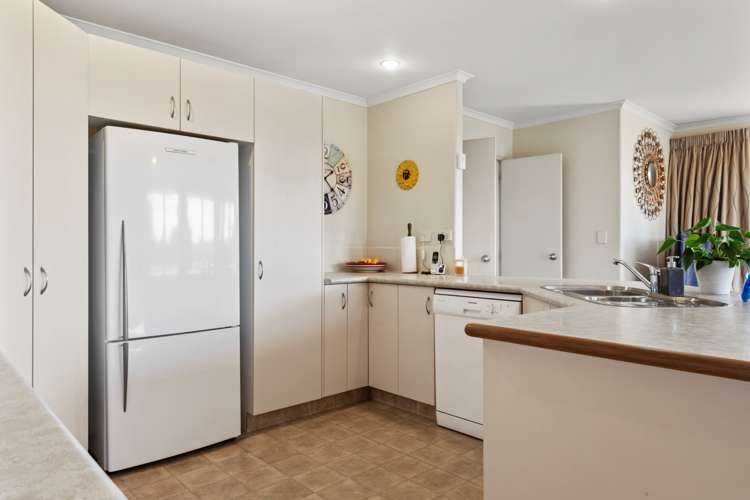 31 Oriental Parade Papamoa_9