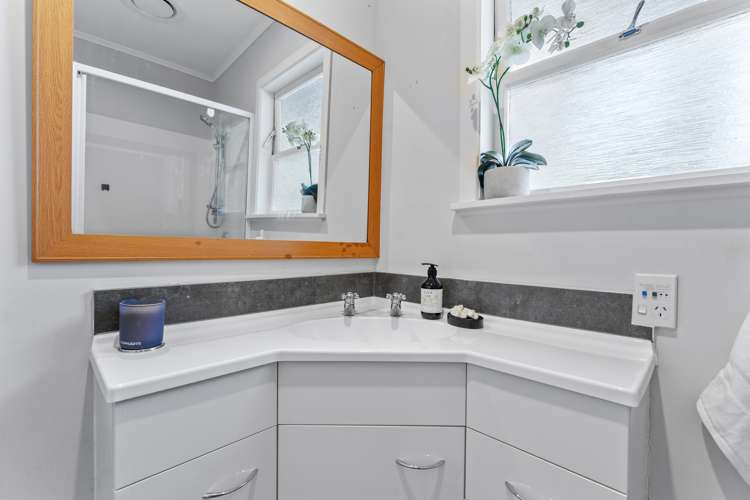 18 Mountbatten Avenue Hillcrest_15