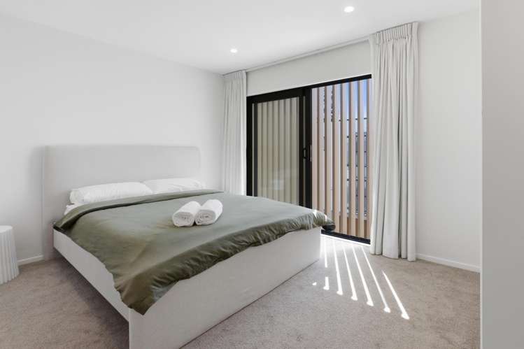 7 Ngaru Way Orewa_17