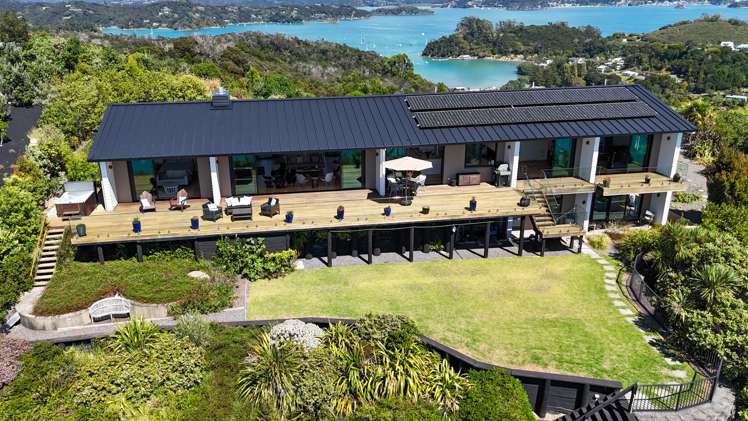 47 and 49 Russell Heights Russell_12