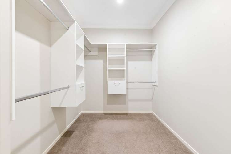 4 Sunglade Grove Flat Bush_23