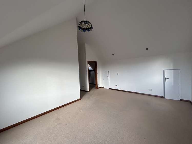 19 Matheson Crescent Albert Town_10