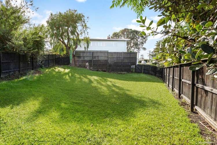 23 Northumberland Avenue Hauraki_7