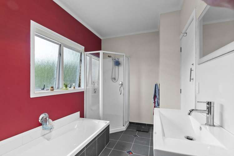 364 Cobham Drive Hillcrest_19