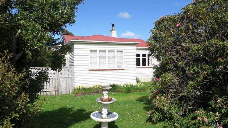 6 Birdwood Street Featherston_10