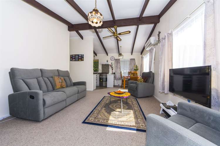 2/5 Akehurst Avenue New Lynn_6