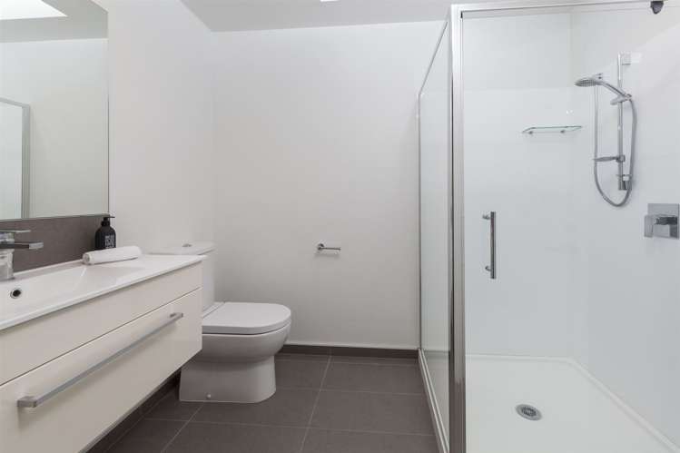 4/39 Gallaghan Close Wigram_14