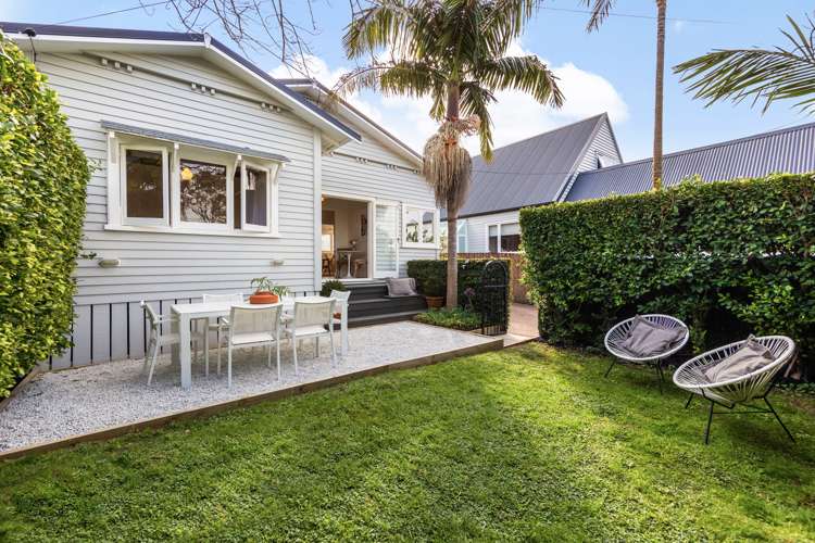 410 Point Chevalier Road Point Chevalier_1