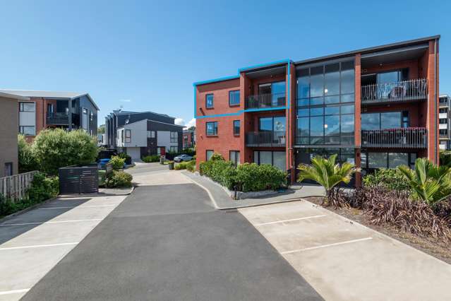 Sun • Style • Simplicity