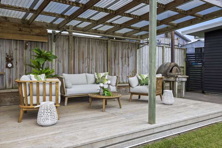 8A Hira Street Ohawe_11