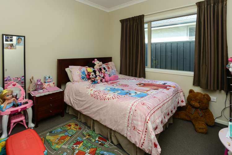 6 Akaroa Road Poraiti_16