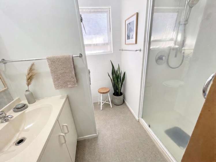 2/25 Clyde Street Mount Maunganui_4