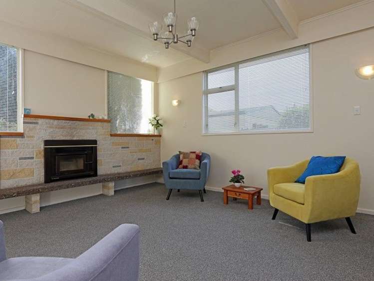 2 Holyrood Street Taradale_6