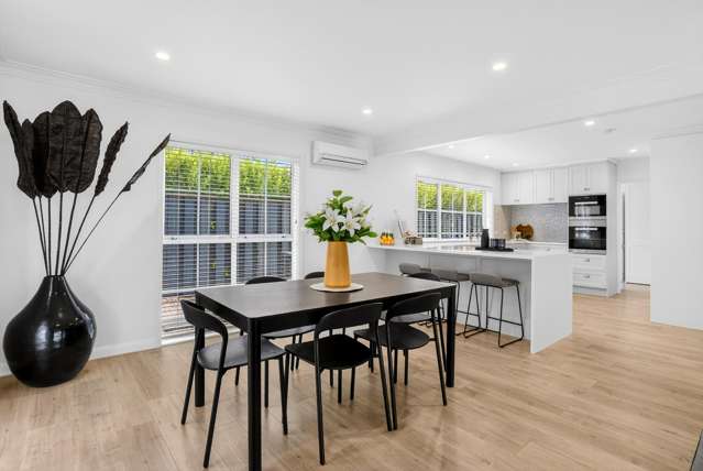 2/15 Saltburn Road Milford_2