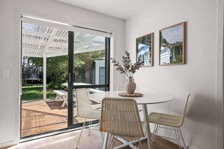 9 Moyna Avenue Dallington_5