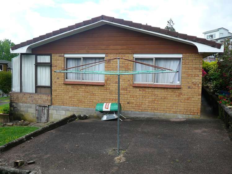 360 Royal Road Massey_13