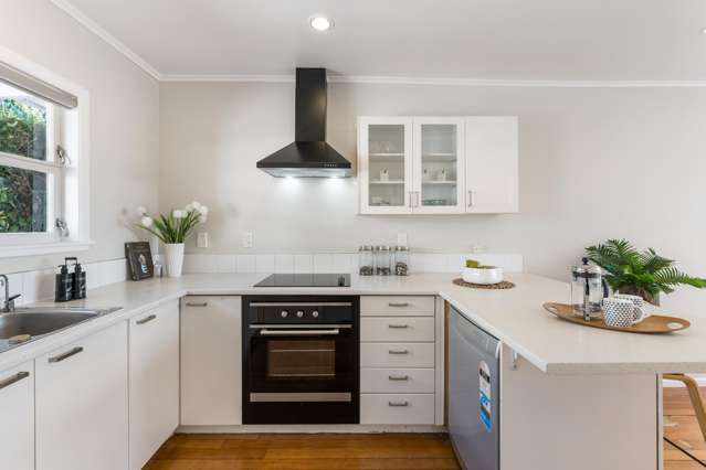 1/18 Limmer Place Browns Bay_2