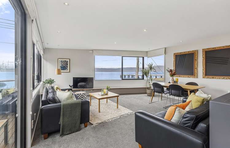 87 Marine Parade Seatoun_4