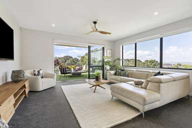 401/2A Raurenga Avenue_1