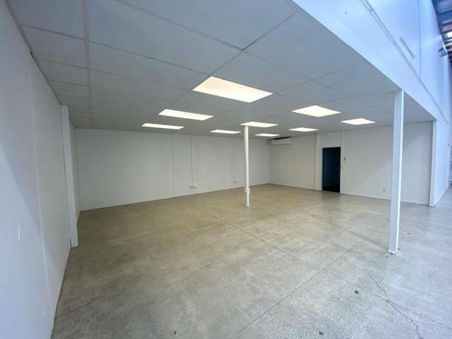 B/20 Cain Road Penrose_3