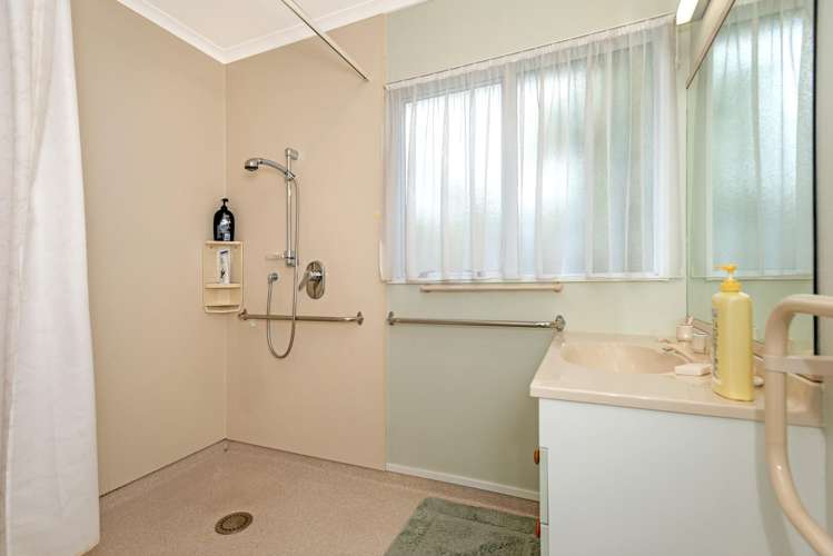 6/690 Gladstone Road Te Hapara_11