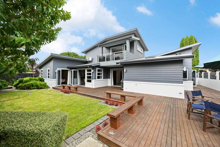 87 Huntington Drive Huntington_22