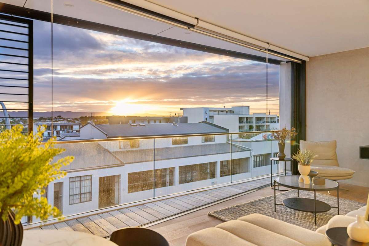 202/25 Pollen Street_2