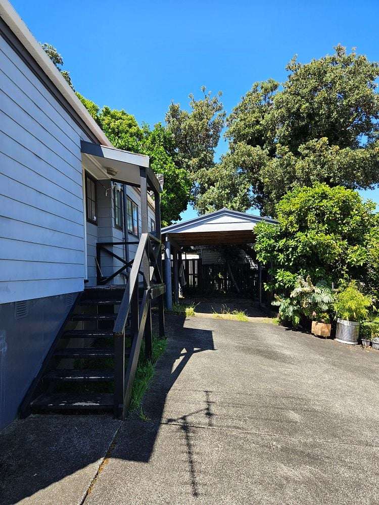 57 Gills Road Bucklands Beach_21