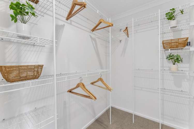 266 Adler Drive 1115_7