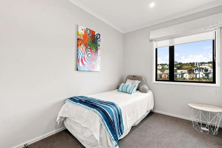 125 Bonair Cresent Millwater_10