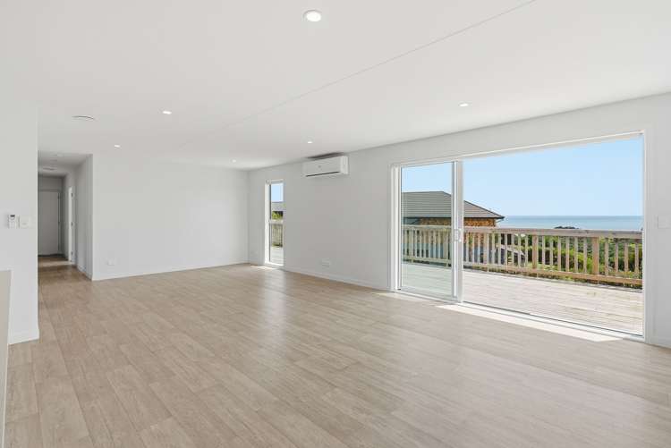 34 Eagles Way Cable Bay_14