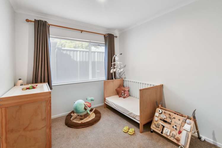 27 Teelin Place Flat Bush_13
