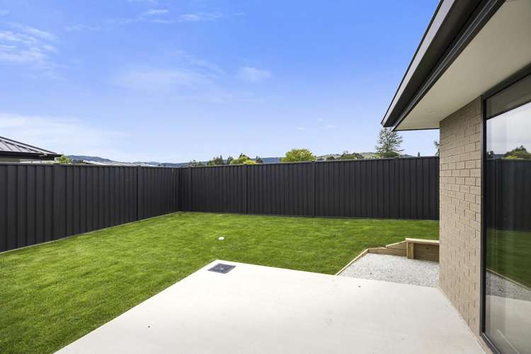 10 Magnolia Lane Mosgiel_18