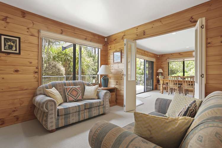 165 Stoney Creek Drive Waitakere_11