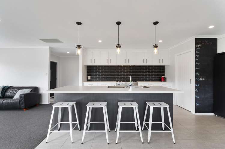 872A Reid Line East Bunnythorpe_16