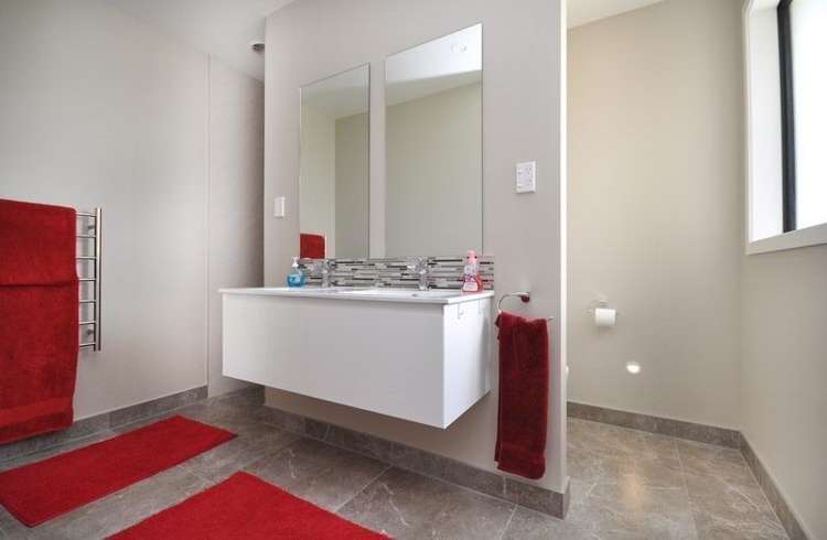 81 Baxter Michael Crescent Cambridge_9