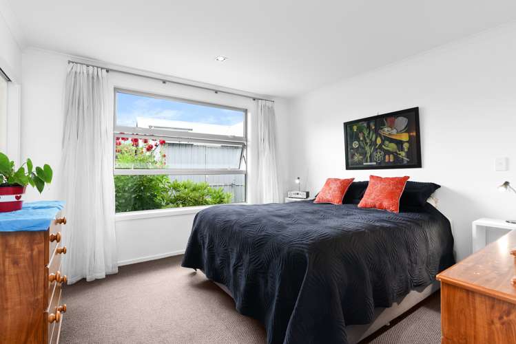 12 William James Close Mosgiel_13