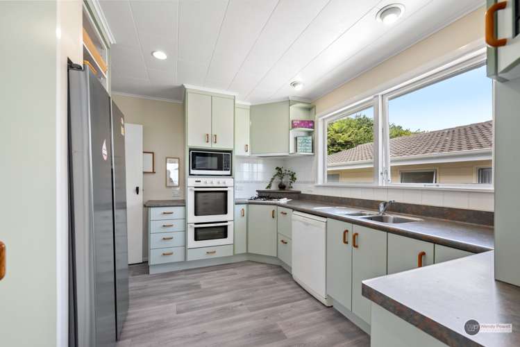 24 Cypress Drive Maungaraki_7