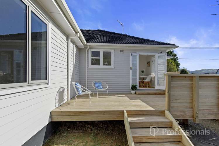 2 Hill Grove Naenae_11