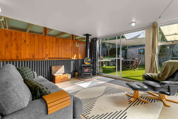 8 Montaine Place Maungaturoto_11