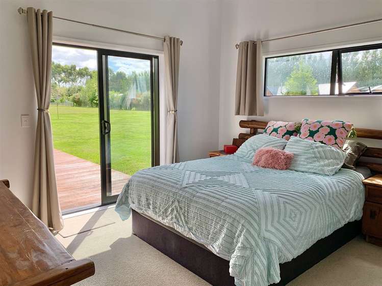 32 Argyll Road Otane_14