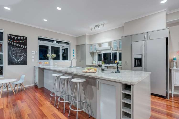 27 Pine Harbour Parade Beachlands_2