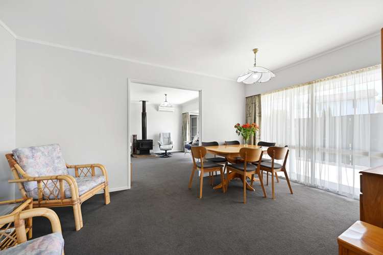 18 Bernard Street Chedworth_8