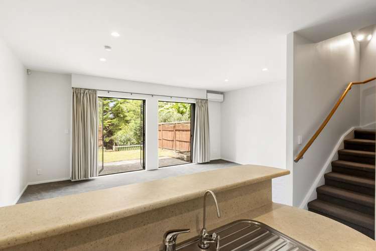 16/11 The Avenue Albany_13