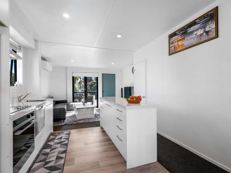 1/14 Buffon Street Waltham_3