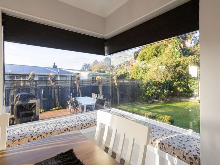 2 Brookbank Place Glenview_9
