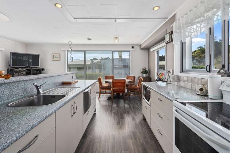 12a Waikaraka Beach Road Tamaterau_6