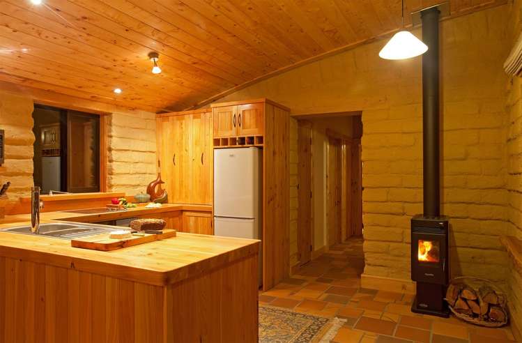 Earth House/3635 Cambridge Road Cambridge_12