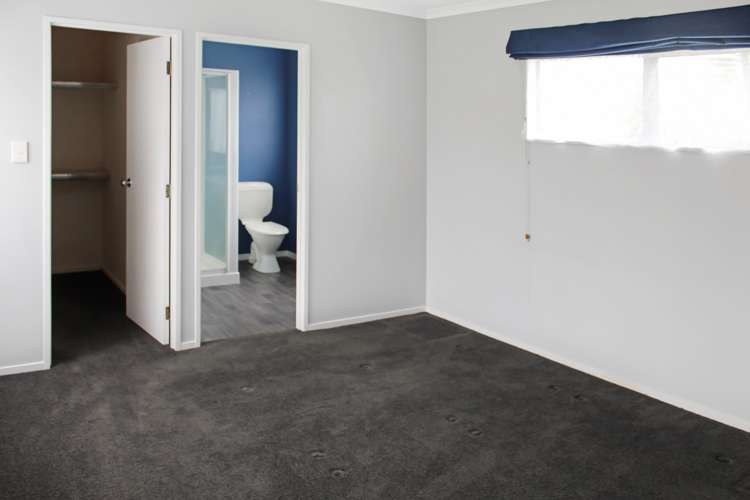 7 Rose Place 10921_4