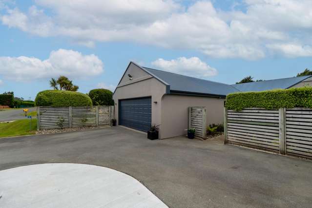 17 Raeburn Avenue Otatara_1